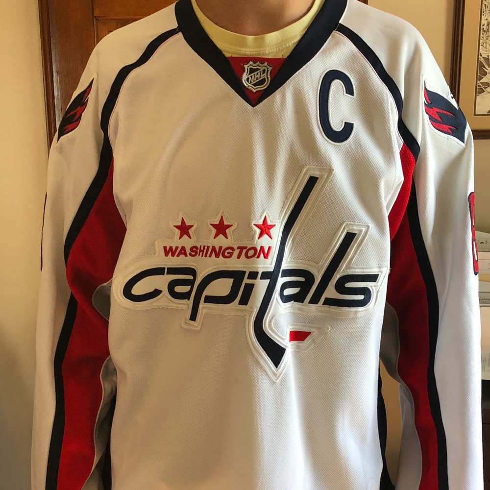 Washington Capitals Alex Ovechkin away jersey